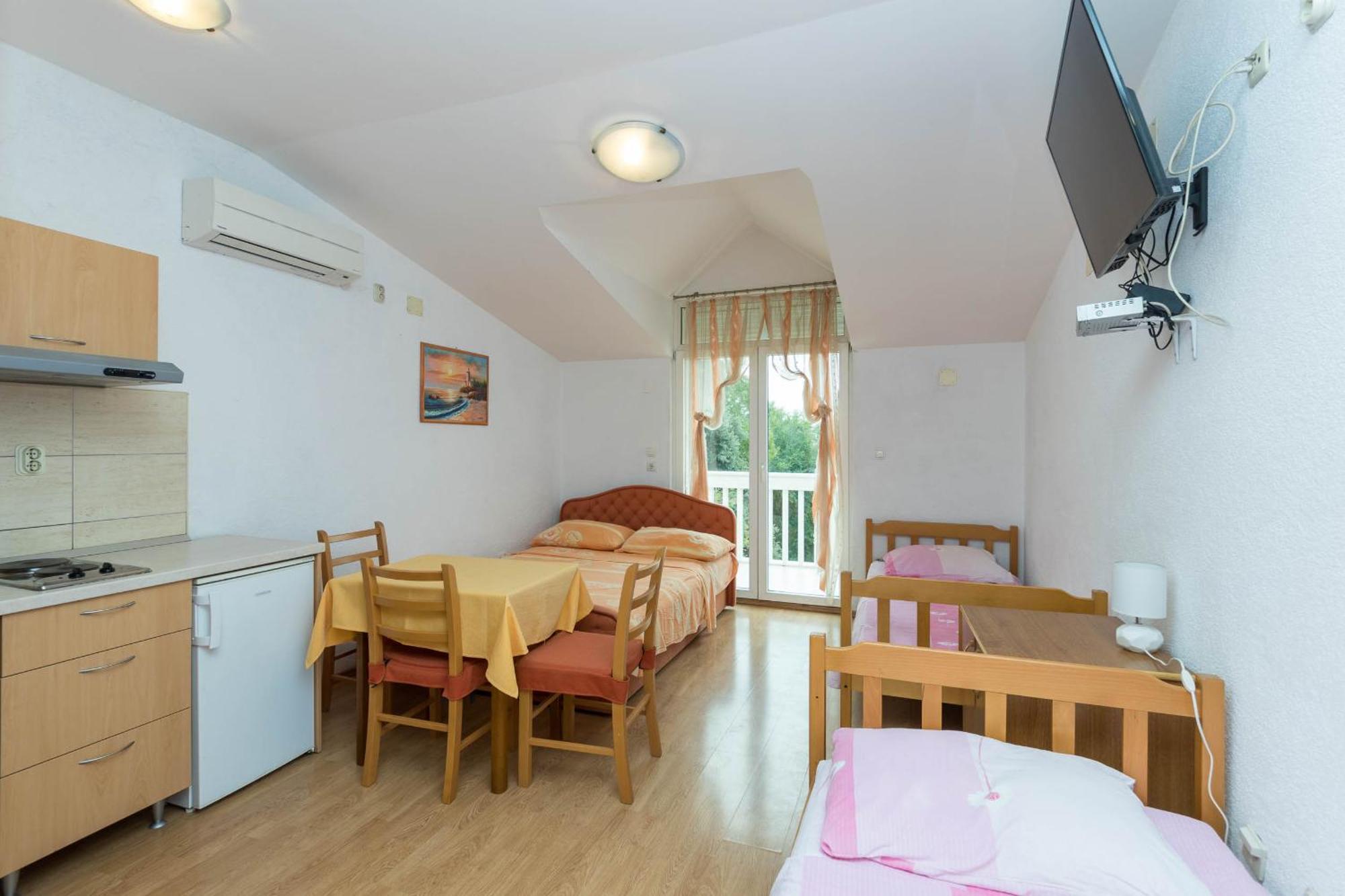 Apartments Cipetic Kastela Luaran gambar